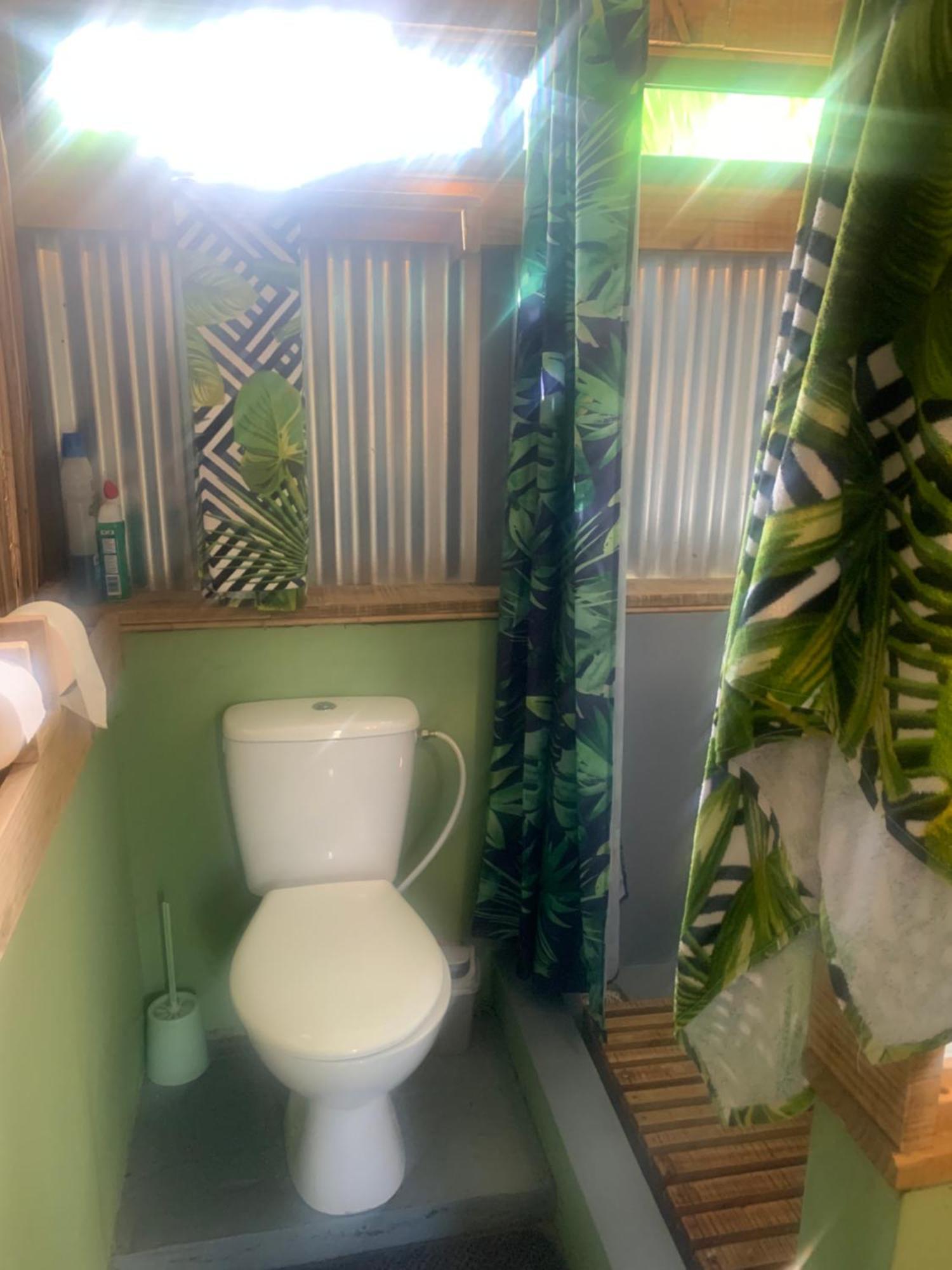 Lily Pad Lodge Bambou Kültér fotó