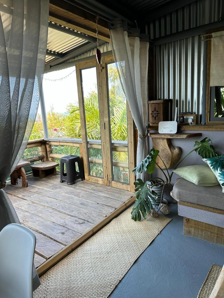 Lily Pad Lodge Bambou Kültér fotó